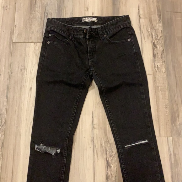 Free People Skinny Jeans - Picture 4 of 10